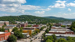 Fayetteville Stands Out as Commercial Real Estate Demand Shifts Toward Smaller U.S. Markets (Featured)