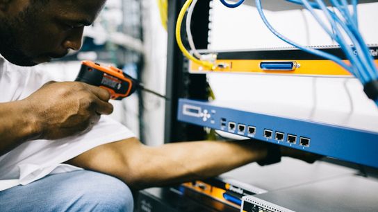  Google is making a multi-billion investment in new data center in West Memphis.  (Featured)